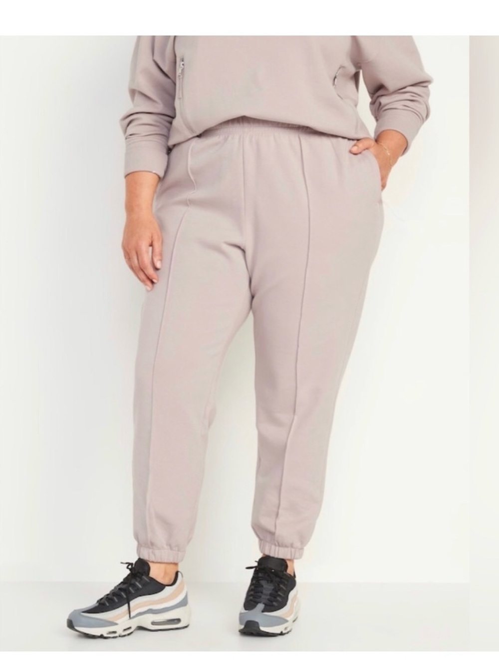 NWT! Women's High-Waisted Dynamic Fleece Pintucked Sweatpants - Size 3X